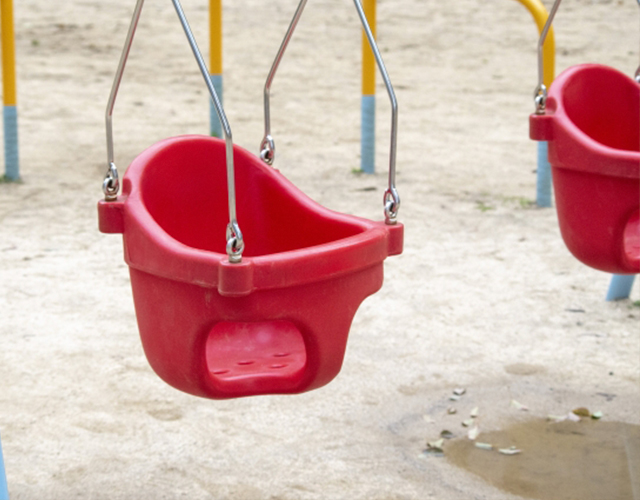 バケット型ブランコ